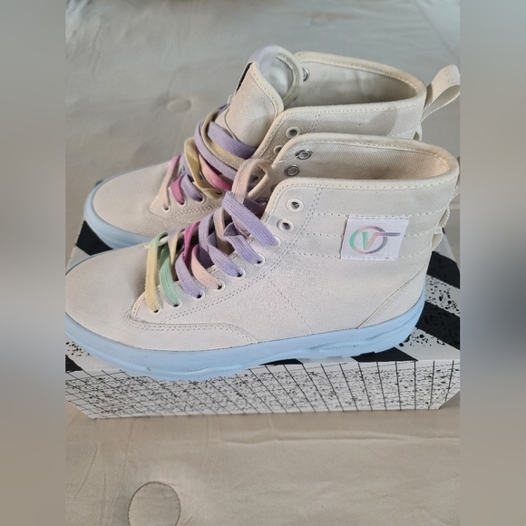 Vans Sentry WC Tan & Pastel Blue High Top Shoe - Picture 6 of 6